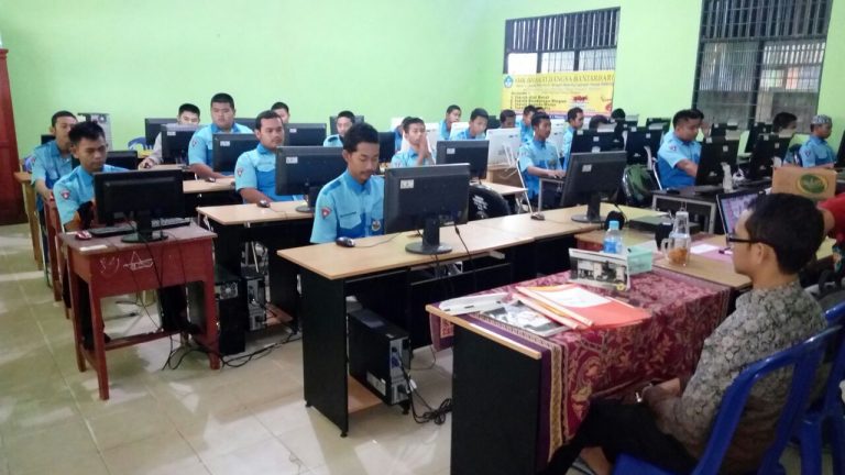 Pelaksanaan USBN Kelas XII Berbasis Komputer