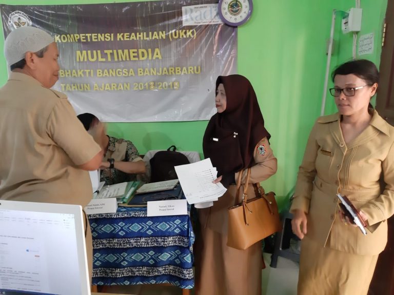 Pelaksanaan Uji Kompetensi Keahlian (UKK) Jurusan Multimedia