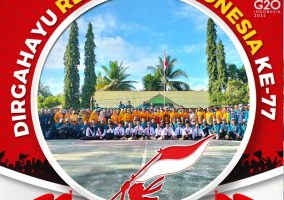 Upacara Kenaikan Bendera Dalam Rangka Memperingati HUT RI Ke 77 Tahun Kemerdekaan Republik Indonesia yang diselenggarakan di Sekolah SMK Bhakti Bangsa Banjarbaru